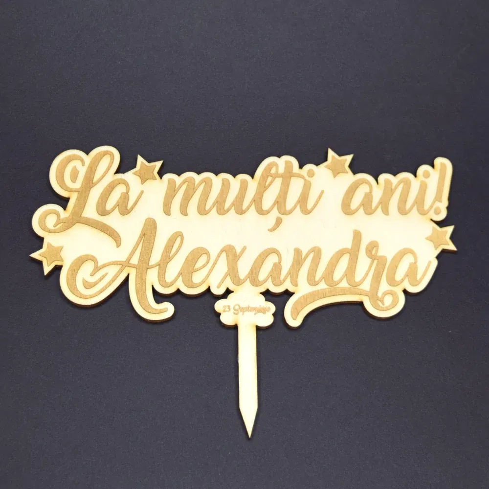 Topper Tort Personalizat Lemn - "La Mulți Ani" Cu Nume Și Dată Topper Tort Personalizat Lemn - "La Mulți Ani" Cu Nume Și Dată
