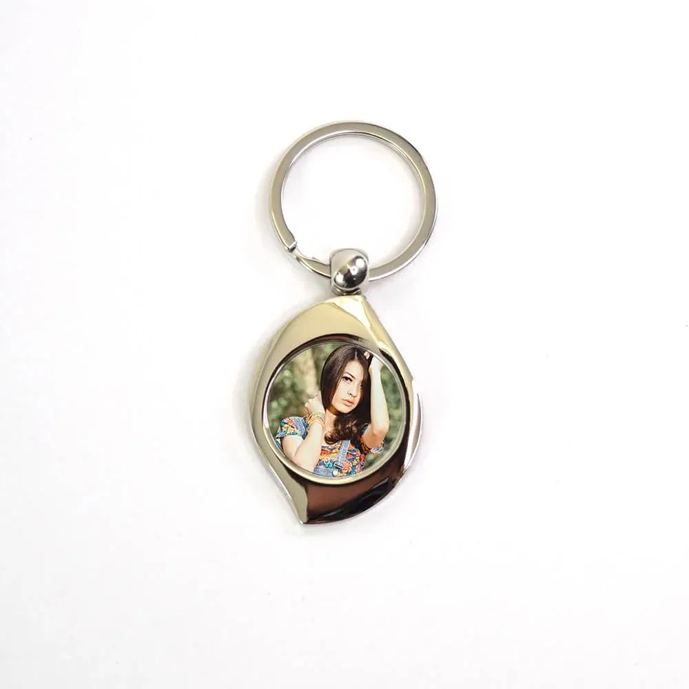 Breloc Personalizat - Model Frunză Breloc Personalizat - Model Frunză