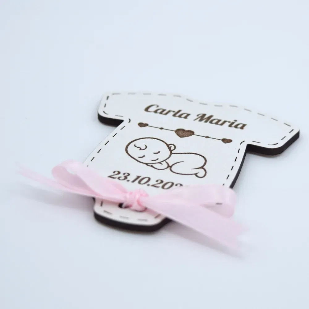 Mărturii Botez Magnetice Lemn - Body Fetiță - Set 10 Buc. Mărturii Botez Magnetice Lemn - Body Fetiță - Set 10 Buc.