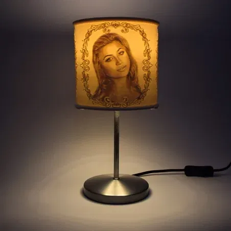 Lampă Memories Personalizată - Model "Vintage" 3 Poze