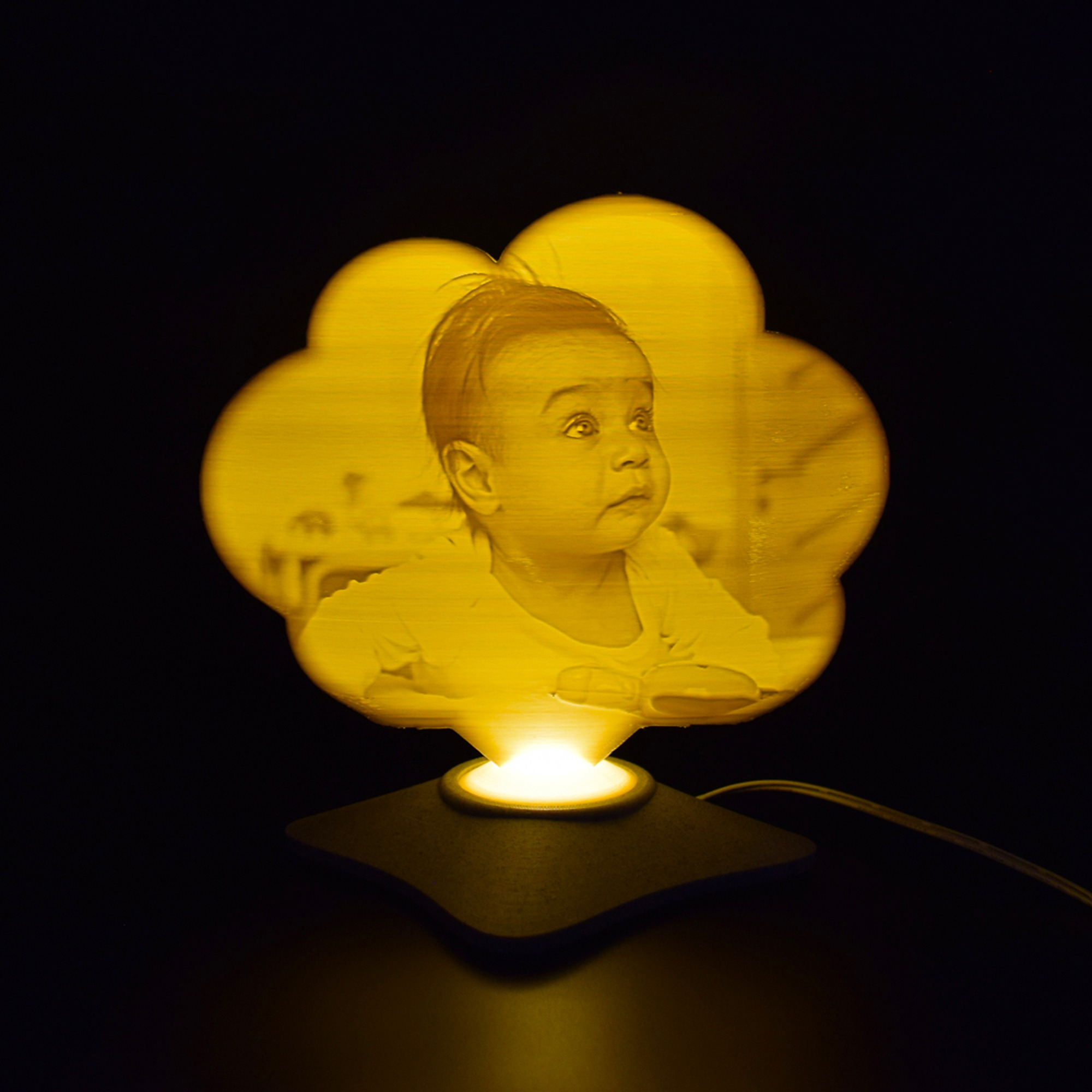Lampă Luna 3D Personalizată - Model Norișor Cu Două Poze