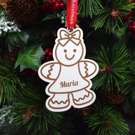 Glob Personalizat Cu Nume - Gingerbread Fată 2 - Lemn Alb Glob Personalizat Cu Nume - Gingerbread Fată 2 - Lemn Alb