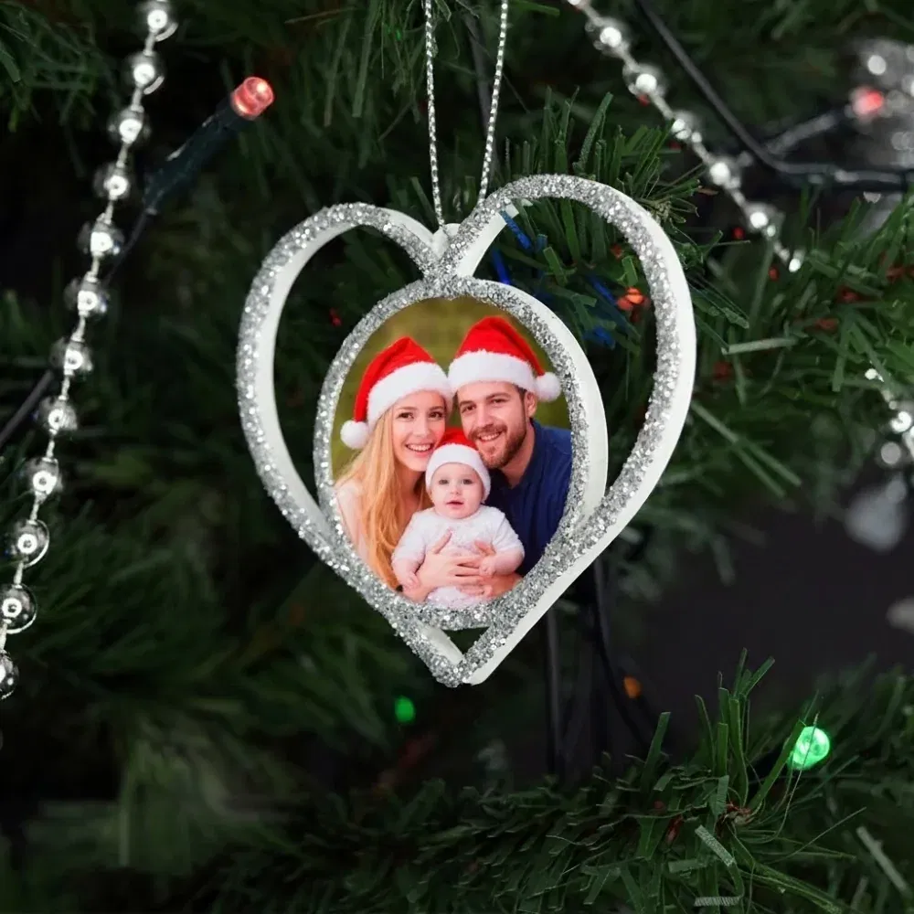 Set 3 x Globuri Personalizate 3D - Model “Inimă”, Argintiu Set 3 x Globuri Personalizate 3D - Model “Inimă”, Argintiu